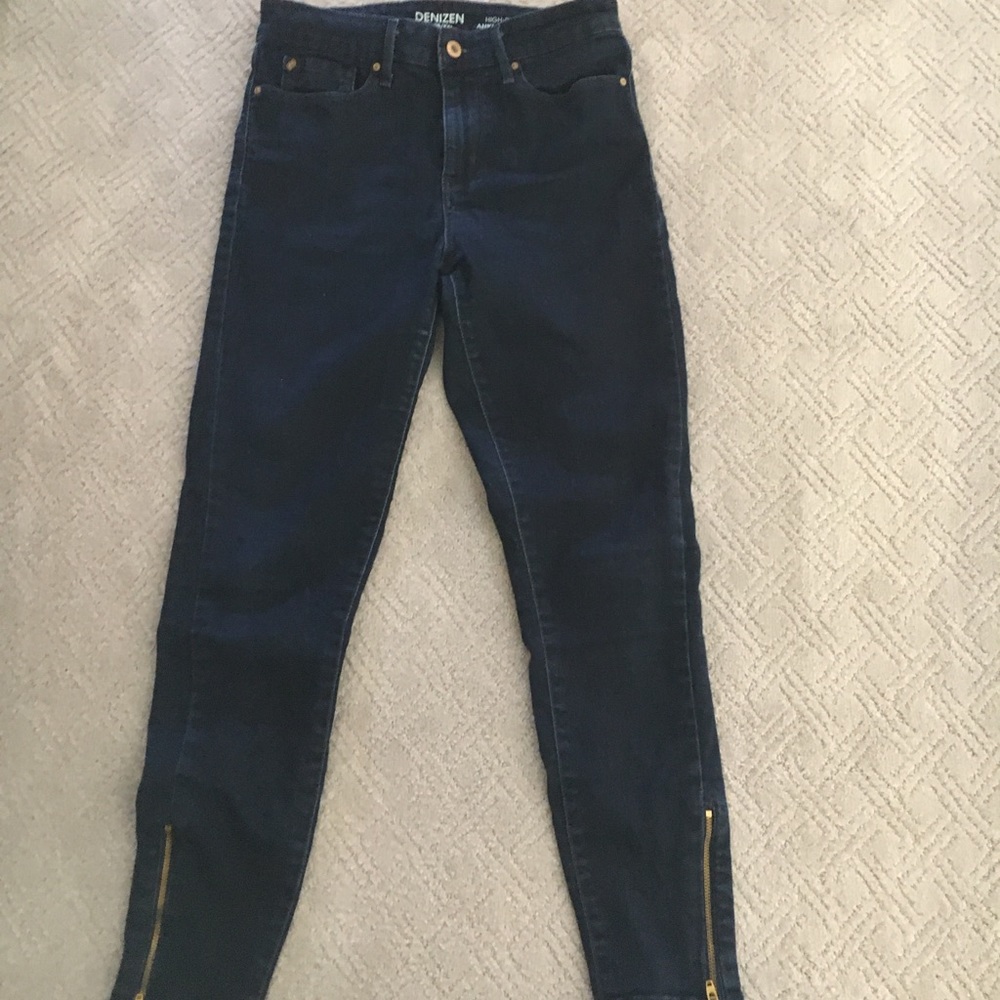 Levi’s High-Rise Skinny Jeans